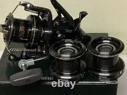 Shimano Medium BAITRUNNER Ci4 XTR-A Reel With 2 Spare Spools Superb Condition